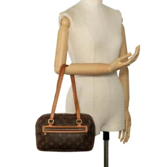 Louis Vuitton Monogram Cite MM Shoulder Bag - Picture 6 of 15